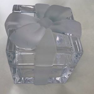 Tiffany & Co bow crystal